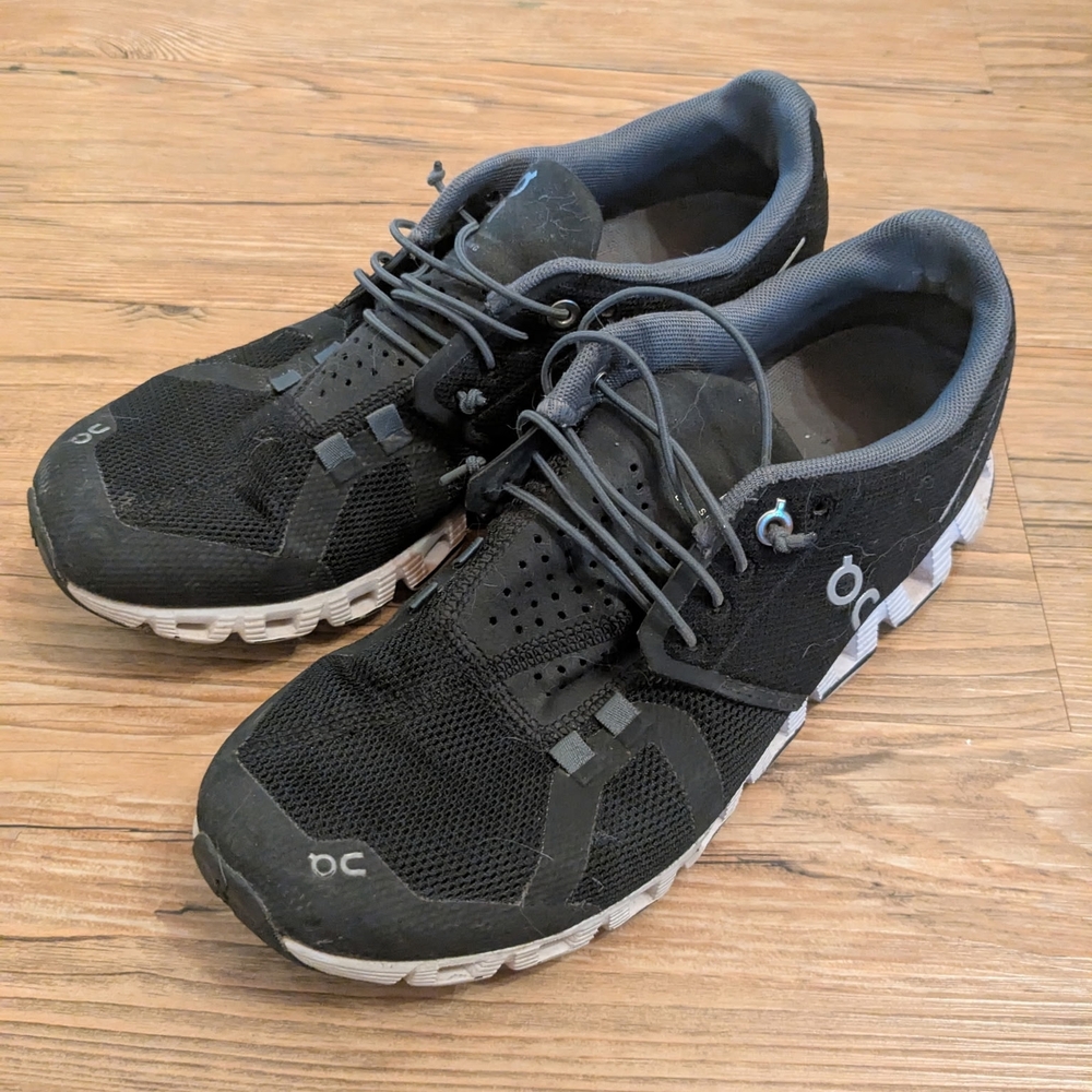 On Running Men's Black and White Athletic Shoes